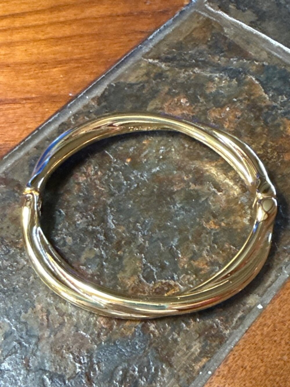 Talbots Gold Tone Sculptural Bangle Bracelet Polished Modern Classic NIB